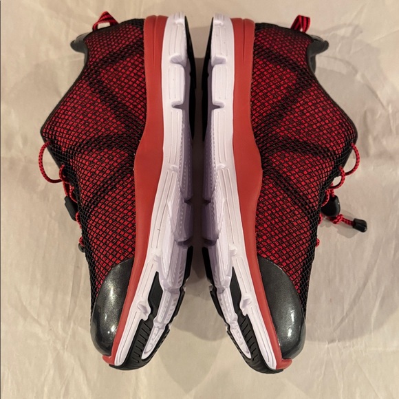 Dr. Comfort Jason Red Men’s tieless Athletic Shoe size 10.5 XW - Picture 4 of 6